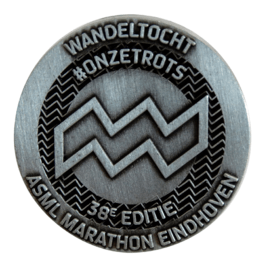Marche à pied médaille Marathon Eindhoven
