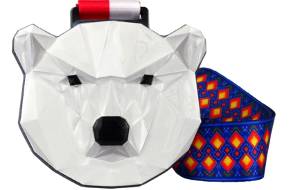 Photo sur médaille Polar Circle Marathon et Polar Bear Challenge